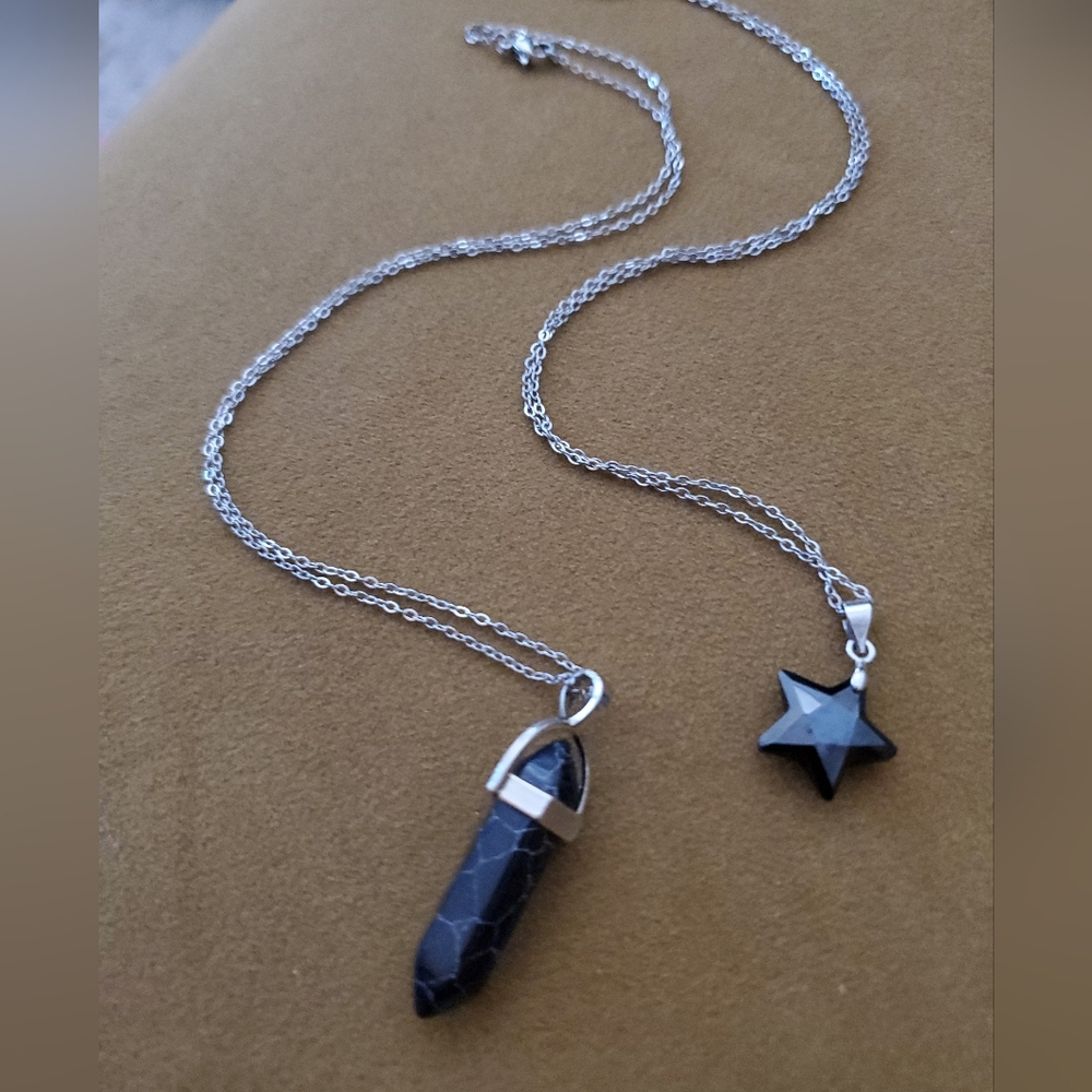 Black Howlite Bullet & Black Hematite Star Pendant Necklace/set